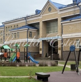 Продажа 2-комн квартиры на вторичном рынке Новые Сады 6-я ул,  д. 2
