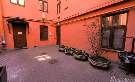 Продажа 2-комн квартиры на вторичном рынке улица Рубинштейна