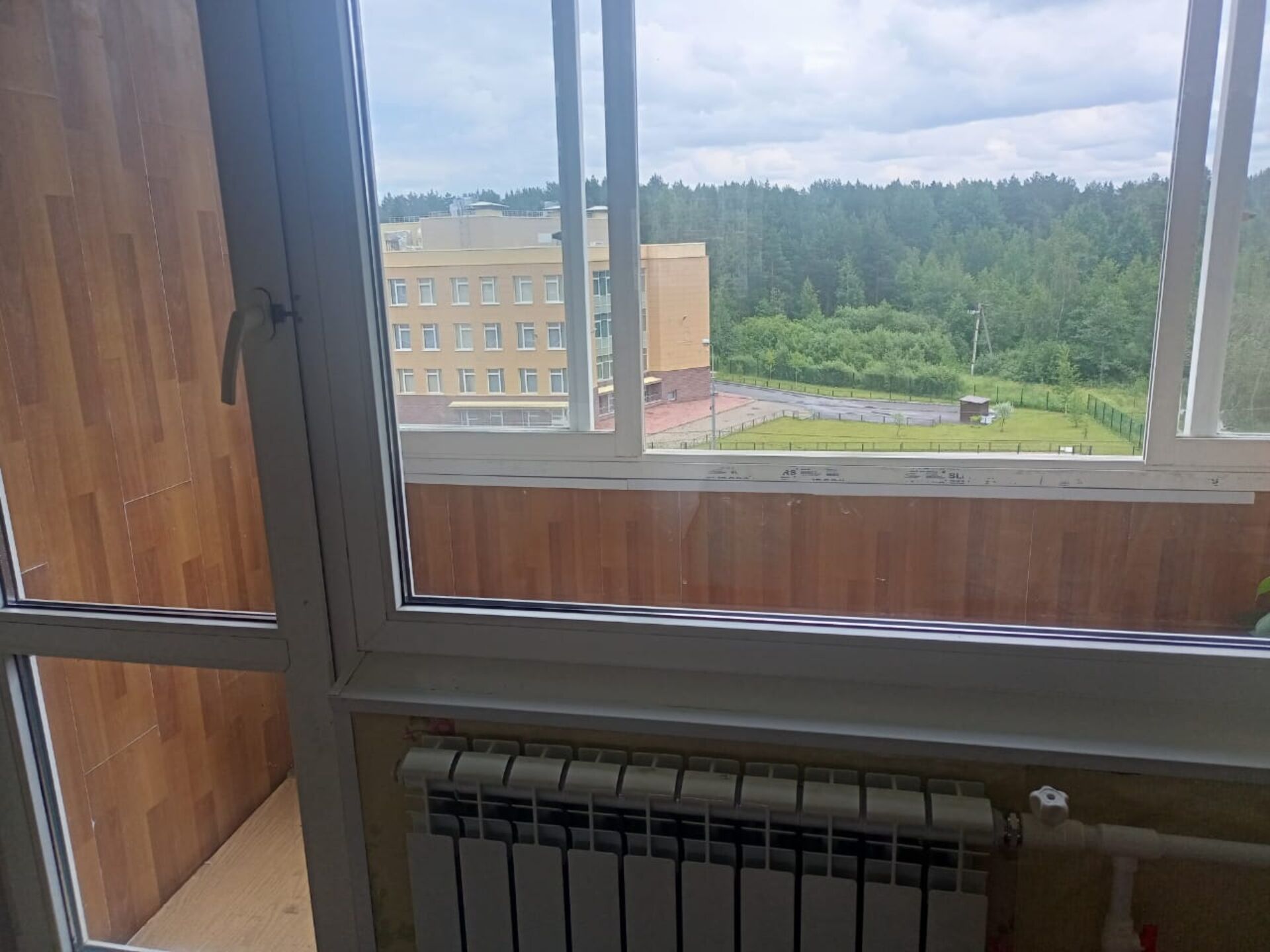 Продажа 3-комн квартиры на вторичном рынке Ораниенбаумский пркт,  д. 49