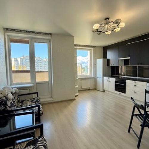 3-комн квартира проспект Королёва,  д. 65