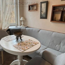 Продажа 3-комн квартиры на вторичном рынке Афанасьевский Б. пер,  д. 11-13