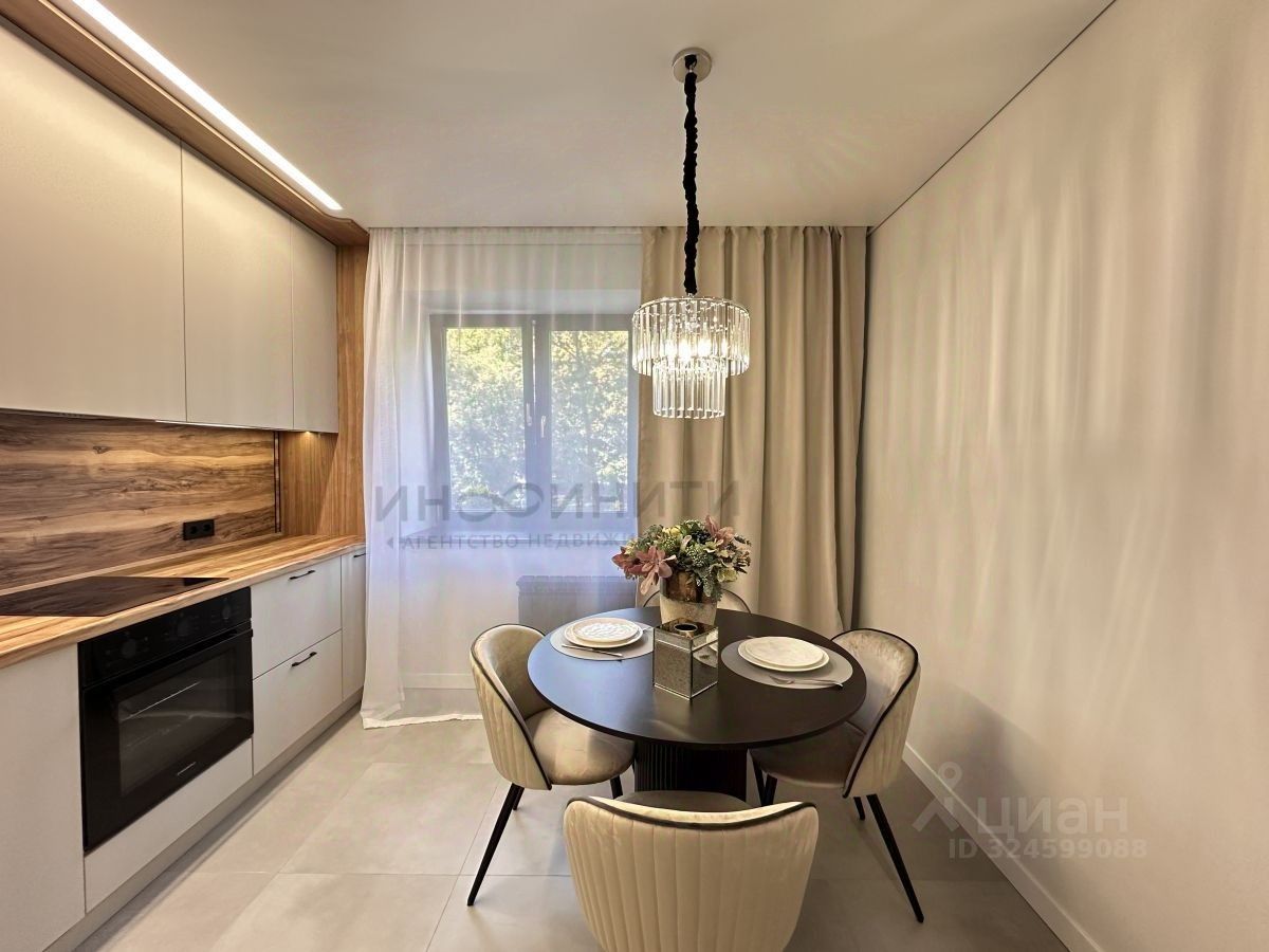 Продажа 3-комн квартиры на вторичном рынке Маленковская улица, 13/12