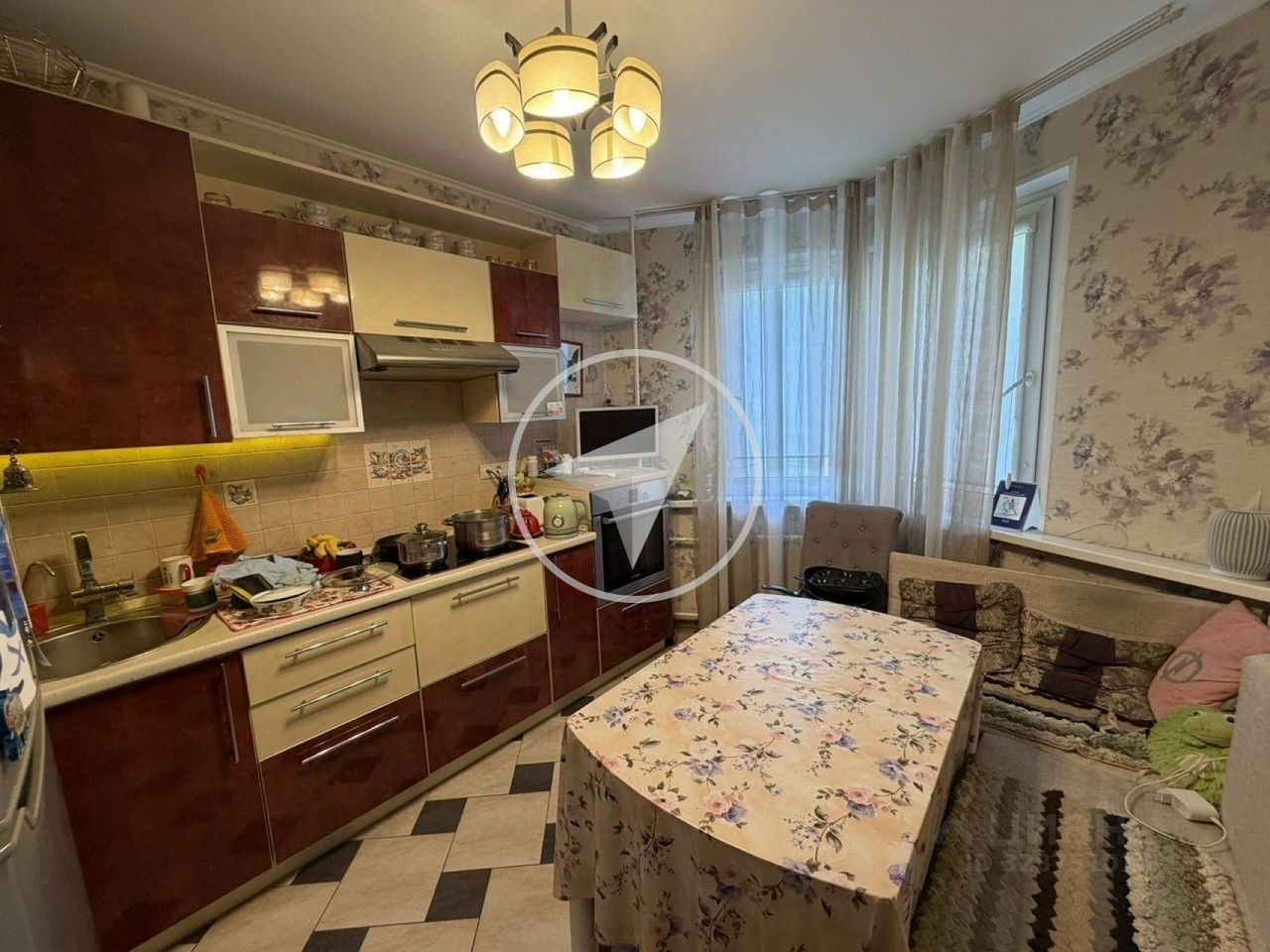 Продажа 2-комн квартиры на вторичном рынке Белореченская улица, 45К1