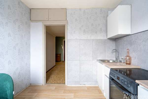 Продажа 2-комн квартиры на вторичном рынке Королёва пр-кт,  д. 46к3