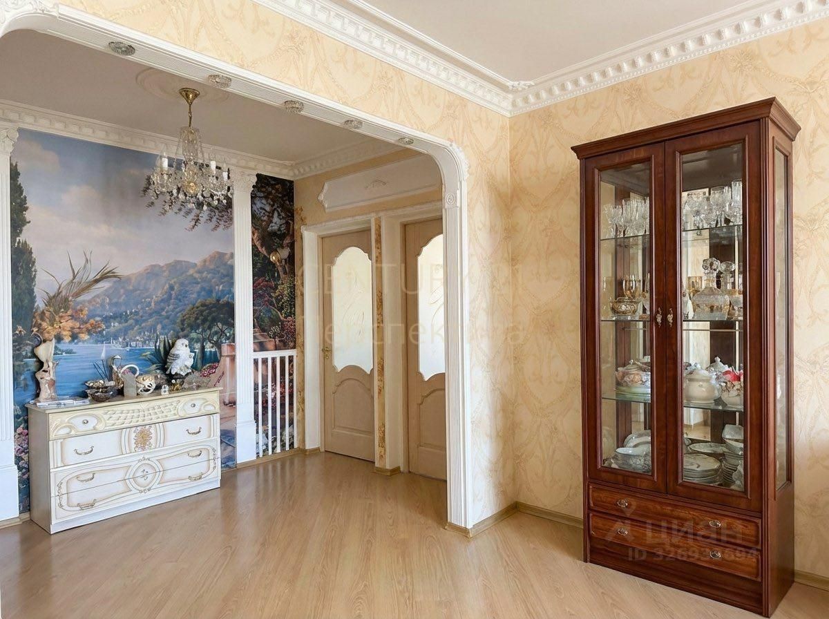 Продажа 3-комн квартиры на вторичном рынке улица Генерала Кузнецова, 18К2