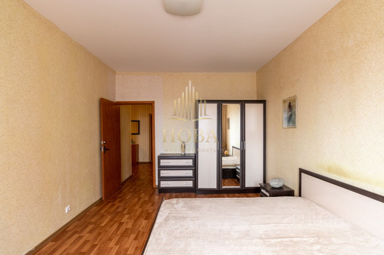 Продажа комнаты проспект Героев, 26к2