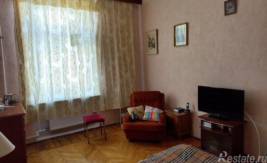 Продажа 3-комн квартиры на вторичном рынке 20-я линия,  д. 13