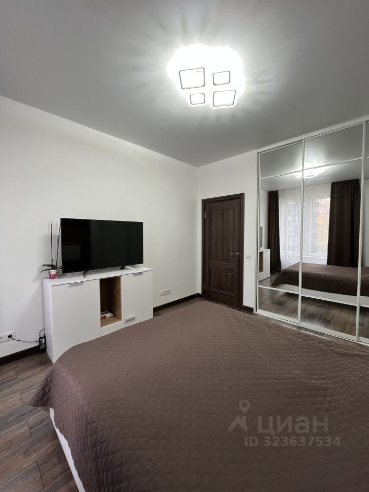 Продажа 2-комн квартиры на вторичном рынке Одинцово, улица Маршала Бирюзова, 7к4