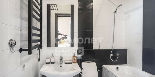 3-комн квартира ул Адмирала Лазарева,  д. 63,  к. 3