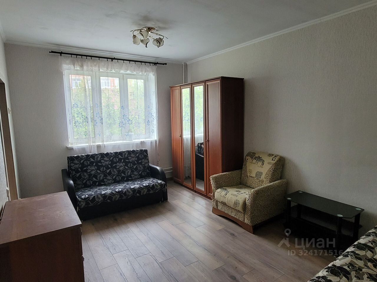 Продажа 1-комн квартиры на вторичном рынке Лобня, Фестивальная улица,  д. 8к2