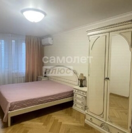 Продажа 4-комн квартиры на вторичном рынке улица Полины Осипенко,  д. 16