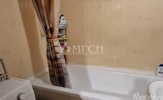 Продажа 1-комн квартиры на вторичном рынке улица Новаторов,  д. 4 к5