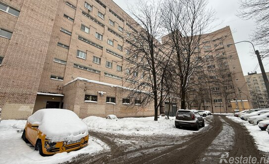 Продажа 3-комн квартиры на вторичном рынке Просвещения пр-кт,  д. 68 к1