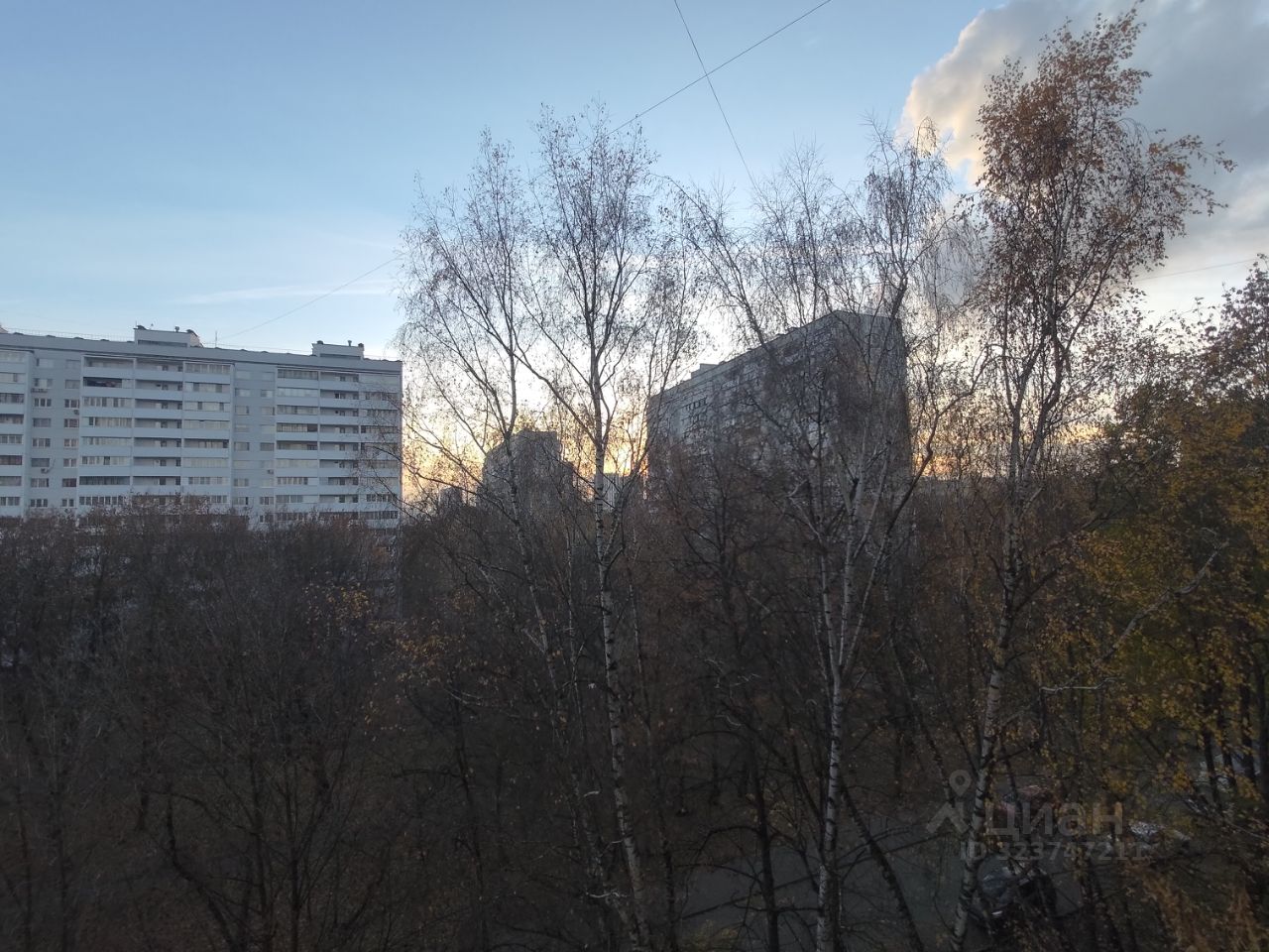 Продажа 3-комн квартиры на вторичном рынке Веерная улица, 3К6