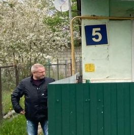 Продажа 2-комн квартиры на вторичном рынке пос. Пески, 13