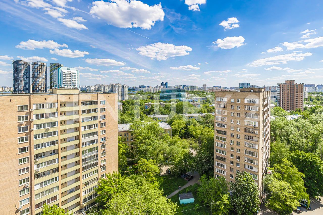 Продажа 2-комн квартиры на вторичном рынке улица Вавилова, 27