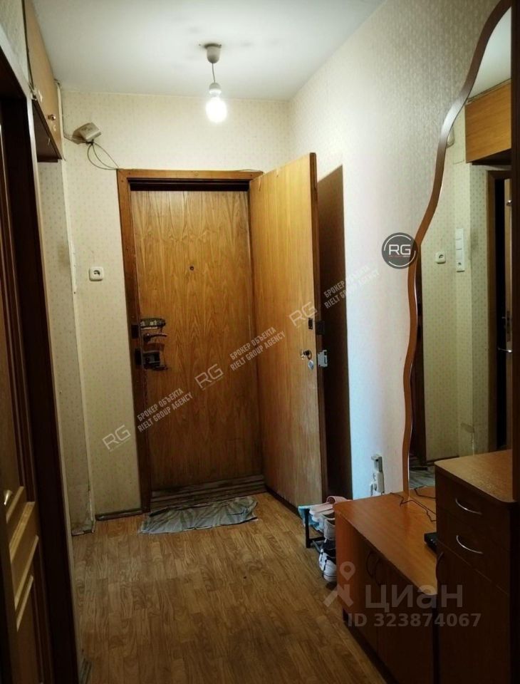 Продажа 3-комн квартиры на вторичном рынке аллея Котельникова, 4