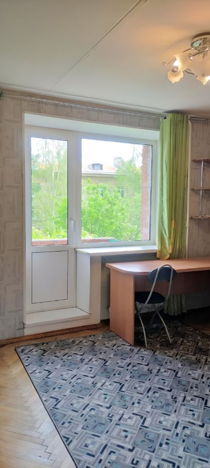 Аренда 1-комн квартиры на вторичном рынке проспект Тореза, 33