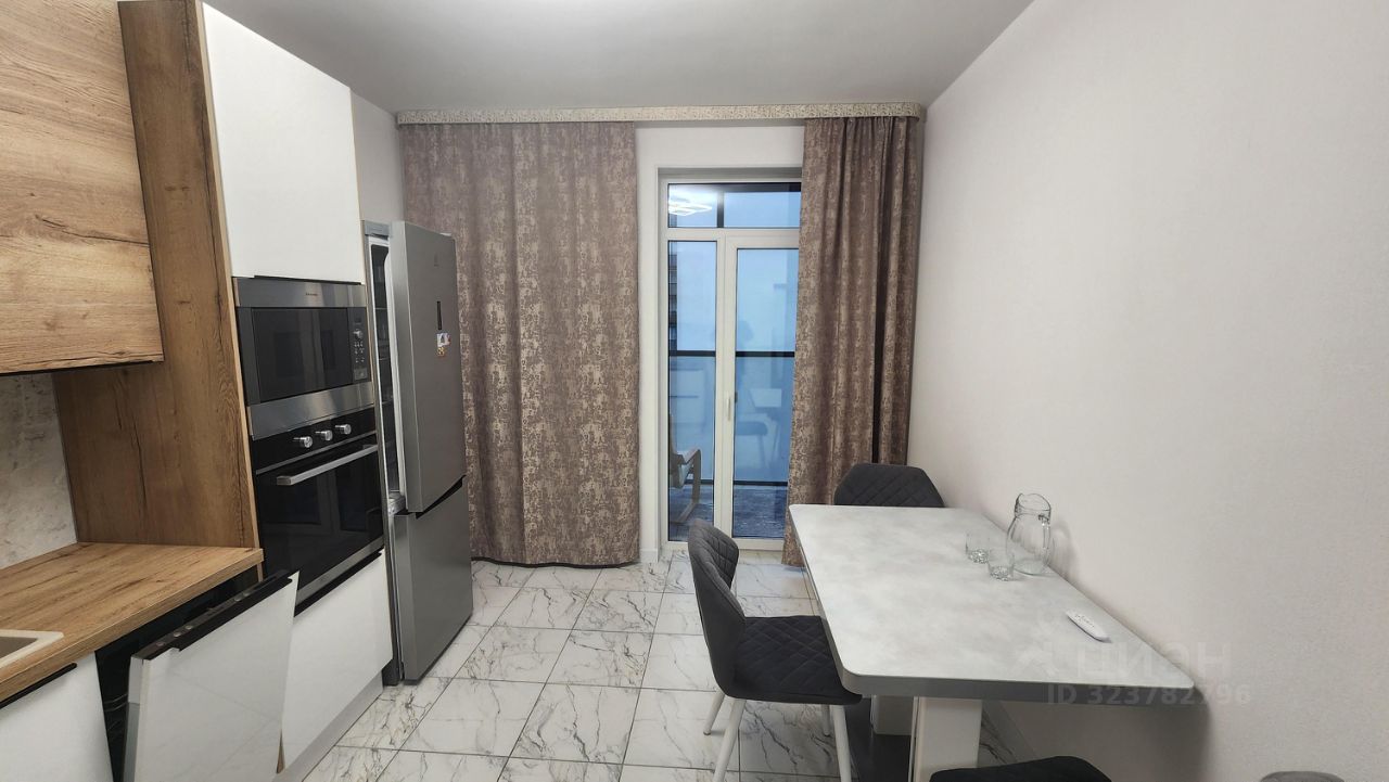 Аренда 1-комн квартиры на вторичном рынке пос. Бугры, улица Английская, 4к1