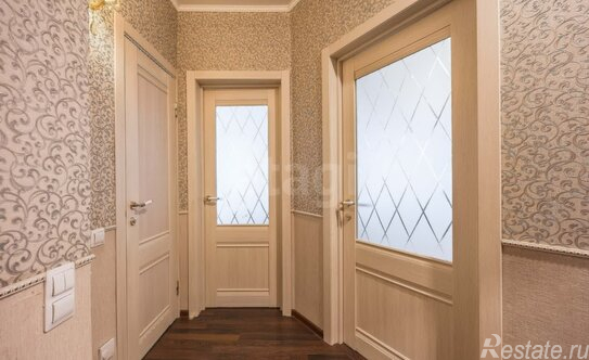 Продажа 3-комн квартиры на вторичном рынке ул Учительская,  д. 18,  к. 3