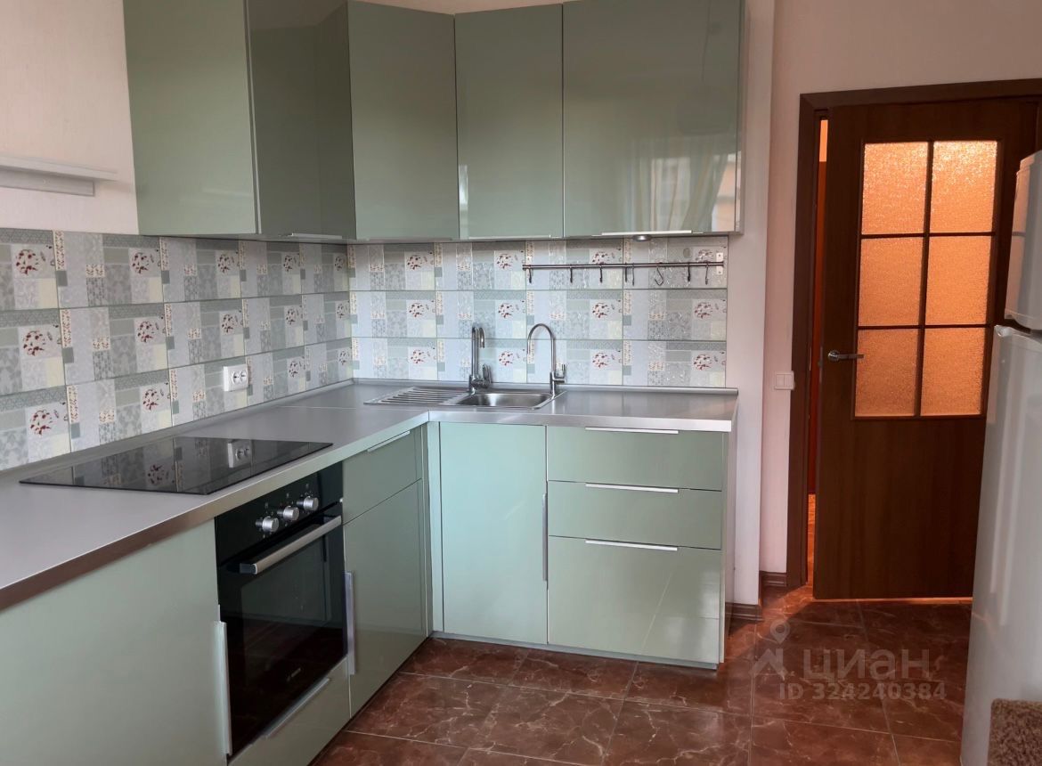 Аренда 1-комн квартиры на вторичном рынке Зенино ЖК Самолет мкр, Люберцы, улица Вертолетная, 14к2