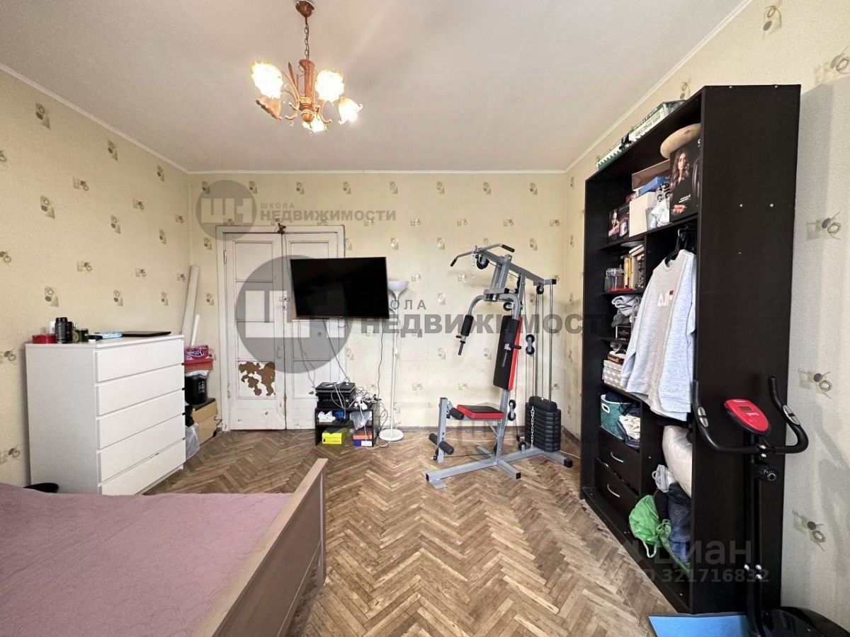 Продажа 3-комн квартиры на вторичном рынке Наличная улица, 22