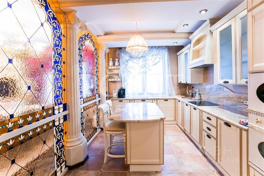 Продажа 3-комн квартиры на вторичном рынке улица Новаторов, 8К2