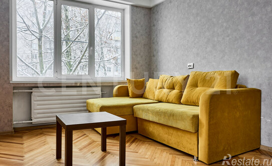 Продажа 2-комн квартиры на вторичном рынке Космонавтов пр-кт,  д. 90