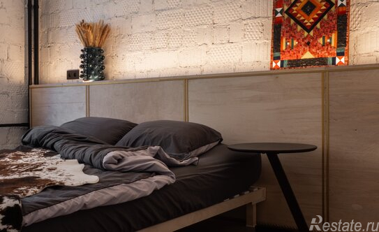 Продажа 2-комн квартиры на вторичном рынке Суворовская улица