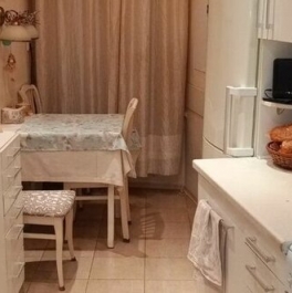 Продажа 3-комн квартиры на вторичном рынке ул Блохина,  д. 12