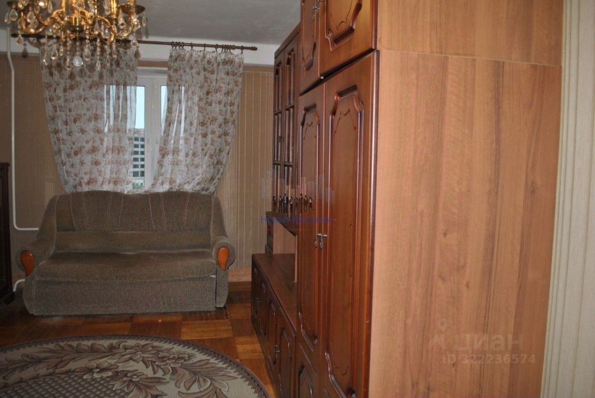 Продажа 4-комн квартиры на вторичном рынке улица Шаврова, 27