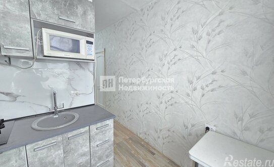 Продажа 2-комн квартиры на вторичном рынке Гатчина, ул Рощинская,  д. 34