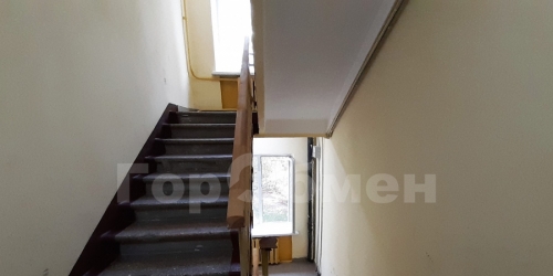 2-комн квартира улица Уткина, 39