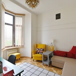 Аренда 5-комн квартиры на вторичном рынке Казенный Б. пер,  д. 5