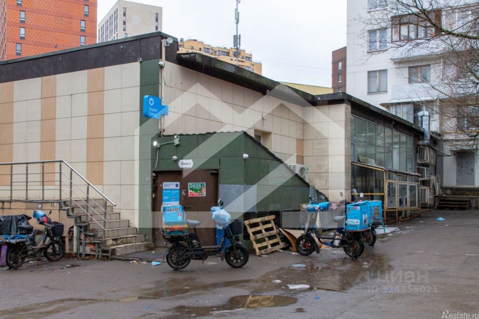 Продажа торгового помещения ул Академика Павлова,  д. 50