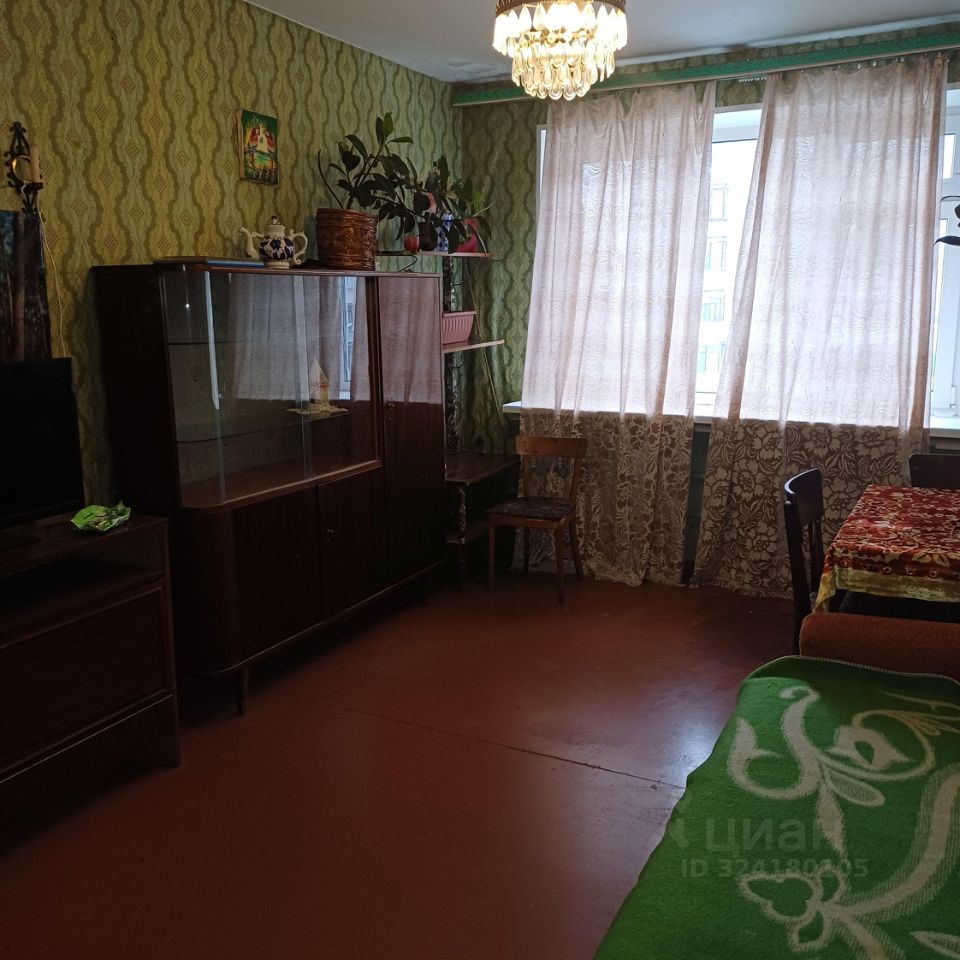 Аренда 1-комн квартиры на вторичном рынке Тосно г., проспект Ленина,  д. 15