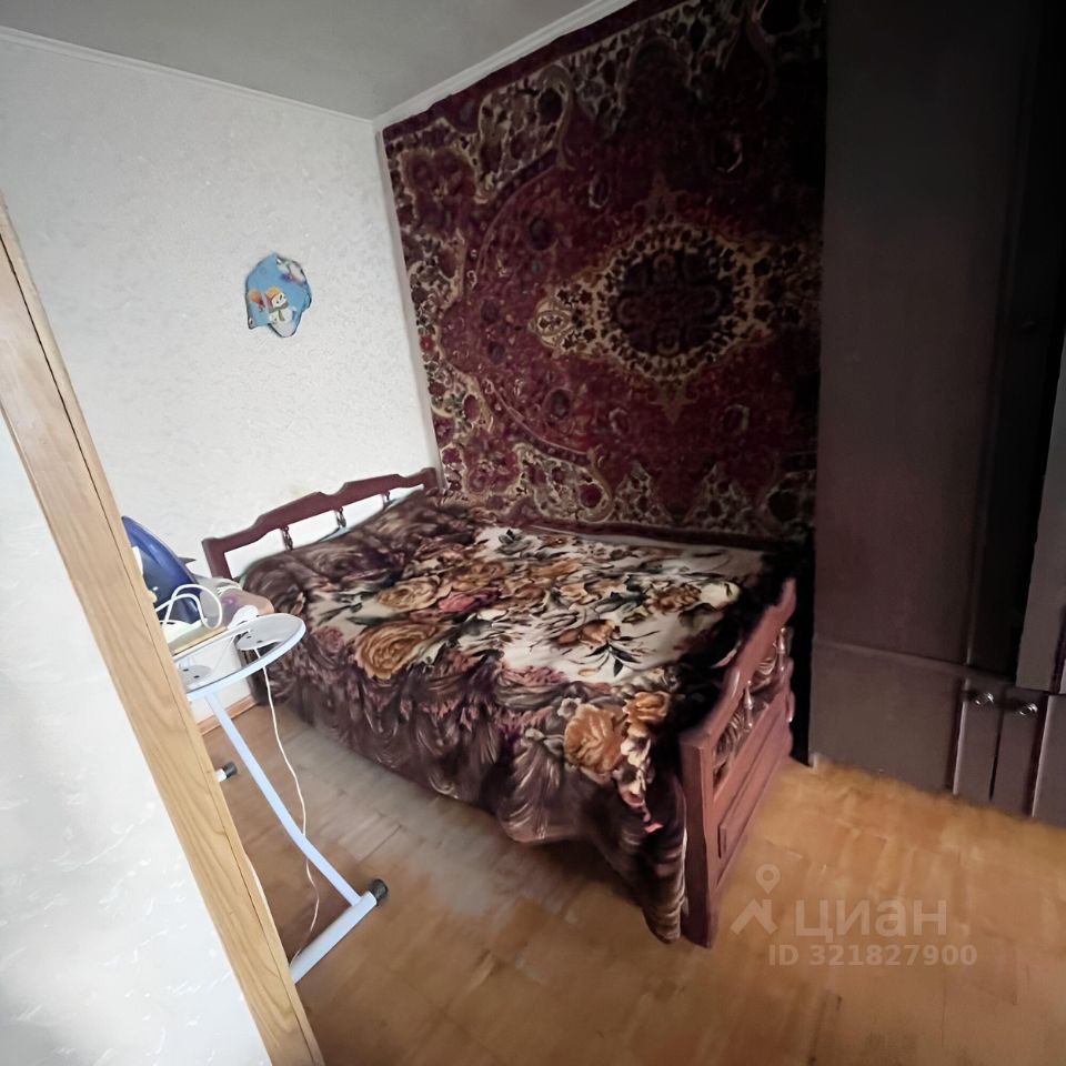 Продажа 1-комн квартиры на вторичном рынке Менделеево пгт, Левобережная улица, 3