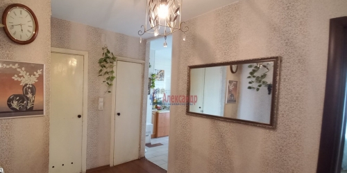 3-комн квартира Меншиковский просп.,  д. 1