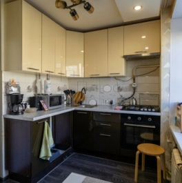 Продажа 3-комн квартиры на вторичном рынке улица Васи Алексеева