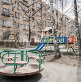 Продажа 1-комн квартиры на вторичном рынке ул Холмогорская,  д. 3