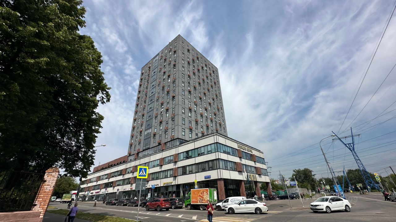 Продажа 1-комн квартиры на вторичном рынке Смольная улица, 2