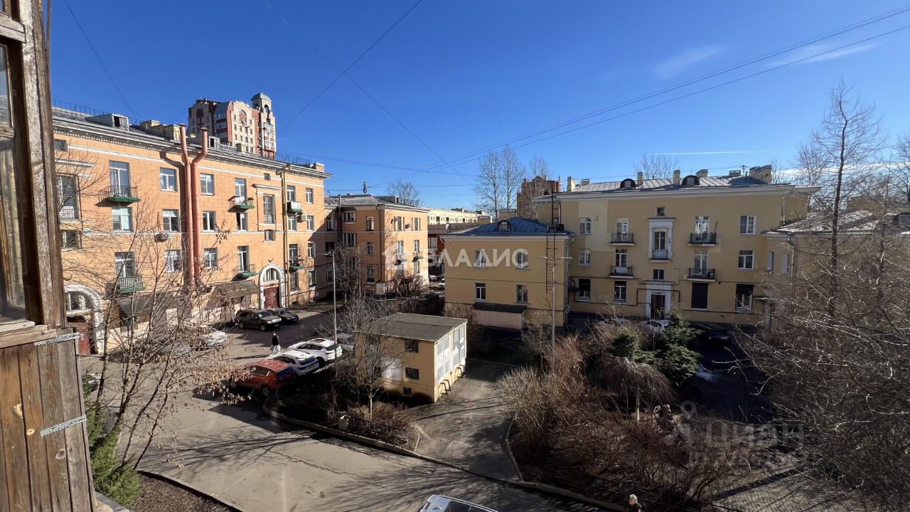 Продажа 3-комн квартиры на вторичном рынке Скобелевский пр-кт,  д. 4В