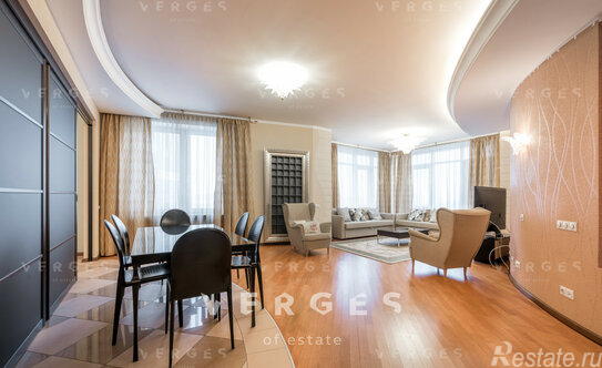 Продажа 5-комн квартиры на вторичном рынке ул Мосфильмовская,  д. 70,  к. 7