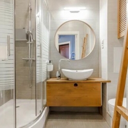 Продажа 2-комн квартиры на вторичном рынке ул Русановская,  д. 9