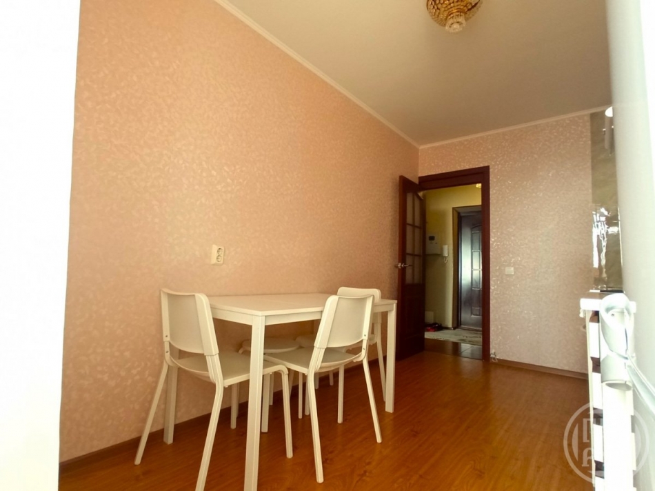 Продажа 1-комн квартиры на вторичном рынке Брянцева ул. ,  д. 7,  к. 1