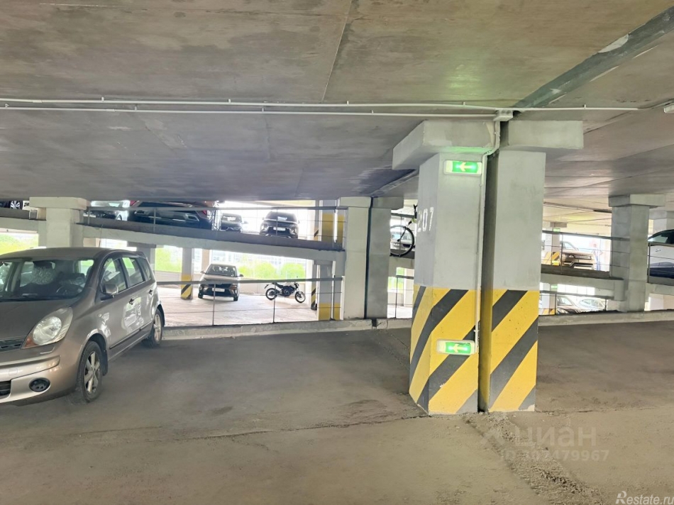 Аренда гаража ул Ивана Сусанина,  д. 2,  к. 1