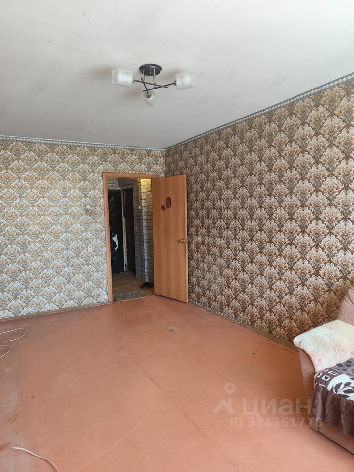 Продажа 3-комн квартиры на вторичном рынке д. Калитино, 20