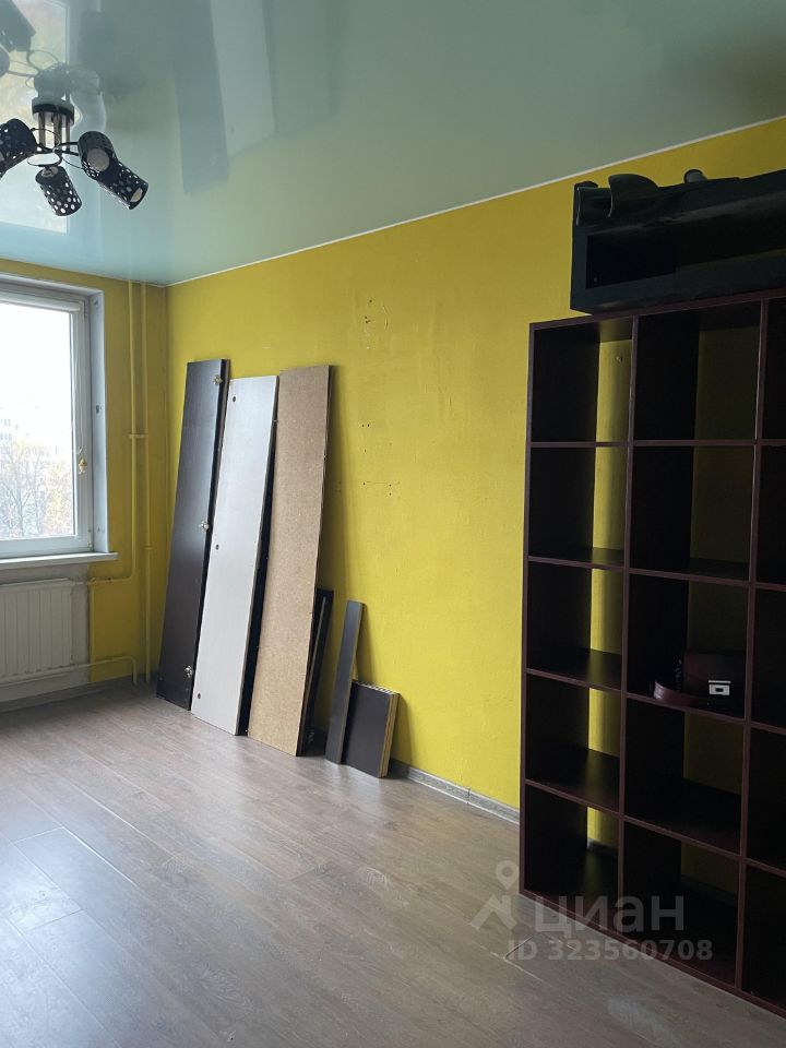 Продажа 2-комн квартиры на вторичном рынке Дальневосточный проспект, 46/28