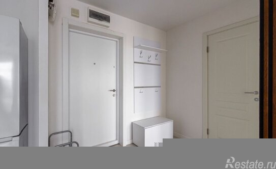 Продажа 3-комн квартиры на вторичном рынке Россошанская улица,  д. 4 к2