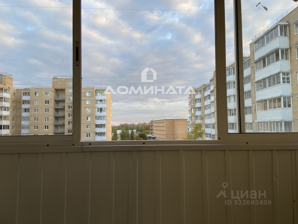 Продажа 3-комн квартиры на вторичном рынке Красное Село, Красногородская улица, 9к2